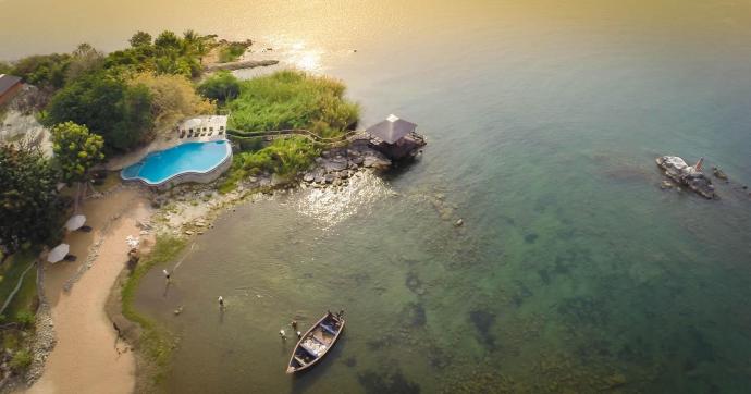 Blue Zebra Island Lodge