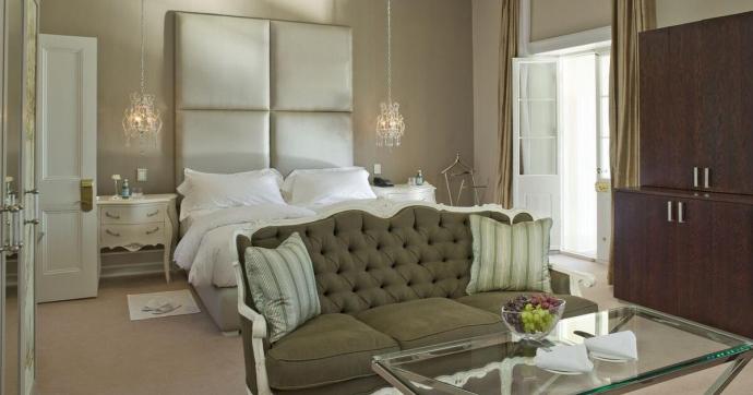 Dock House Boutique Hotel
