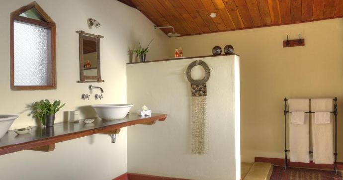  Entumoto Main Camp