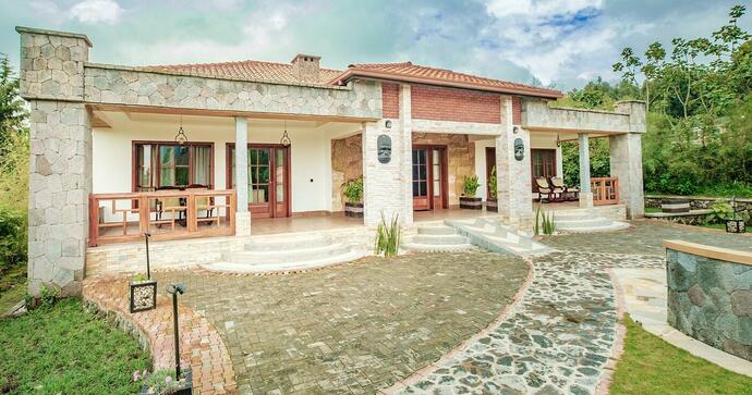 Ingagi  Park View Lodge