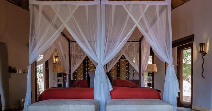 Thanda Safari Lodge